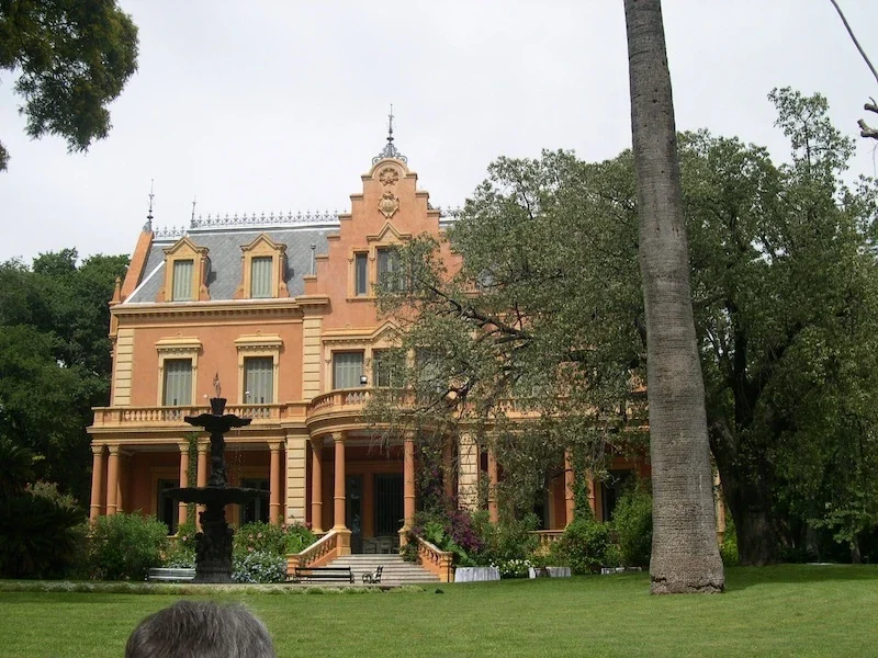 Jardín Victoria San Isidro