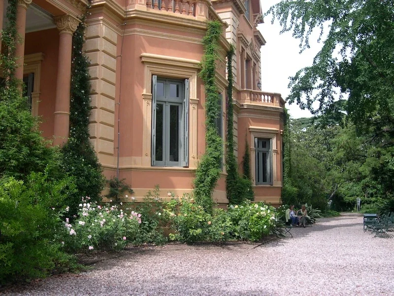Jardín Victoria San Isidro
